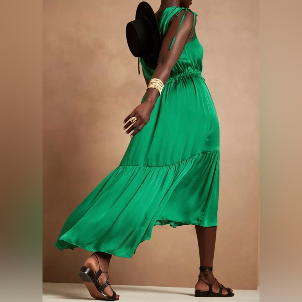 Banana Republic Satin Ruched Maxi Dress in Luscious Green